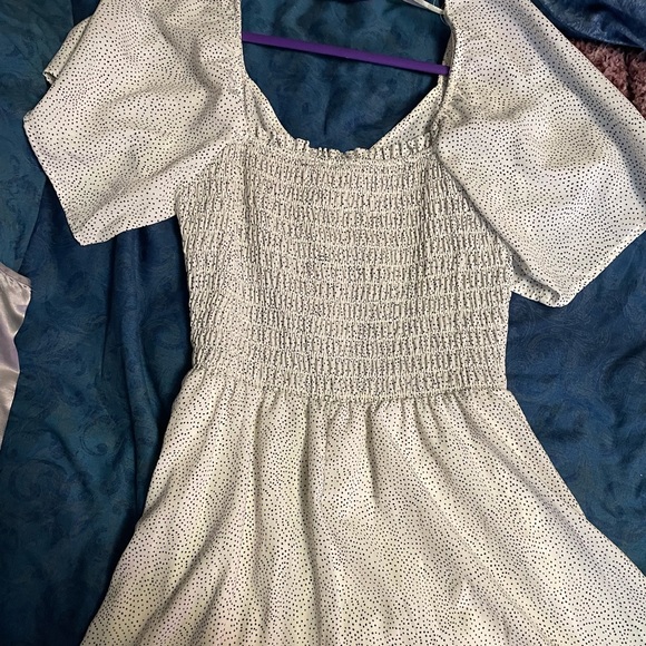 Polka dot smock summer dress - Picture 2 of 4